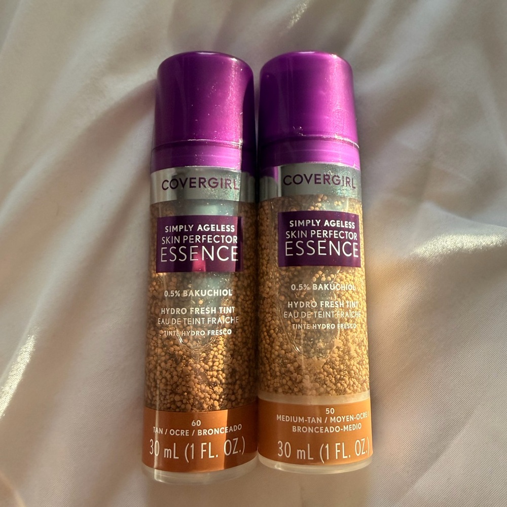 NEW COVERGIRL Simply Ageless Skin Perfector Essence - Tan/Medium-Tan